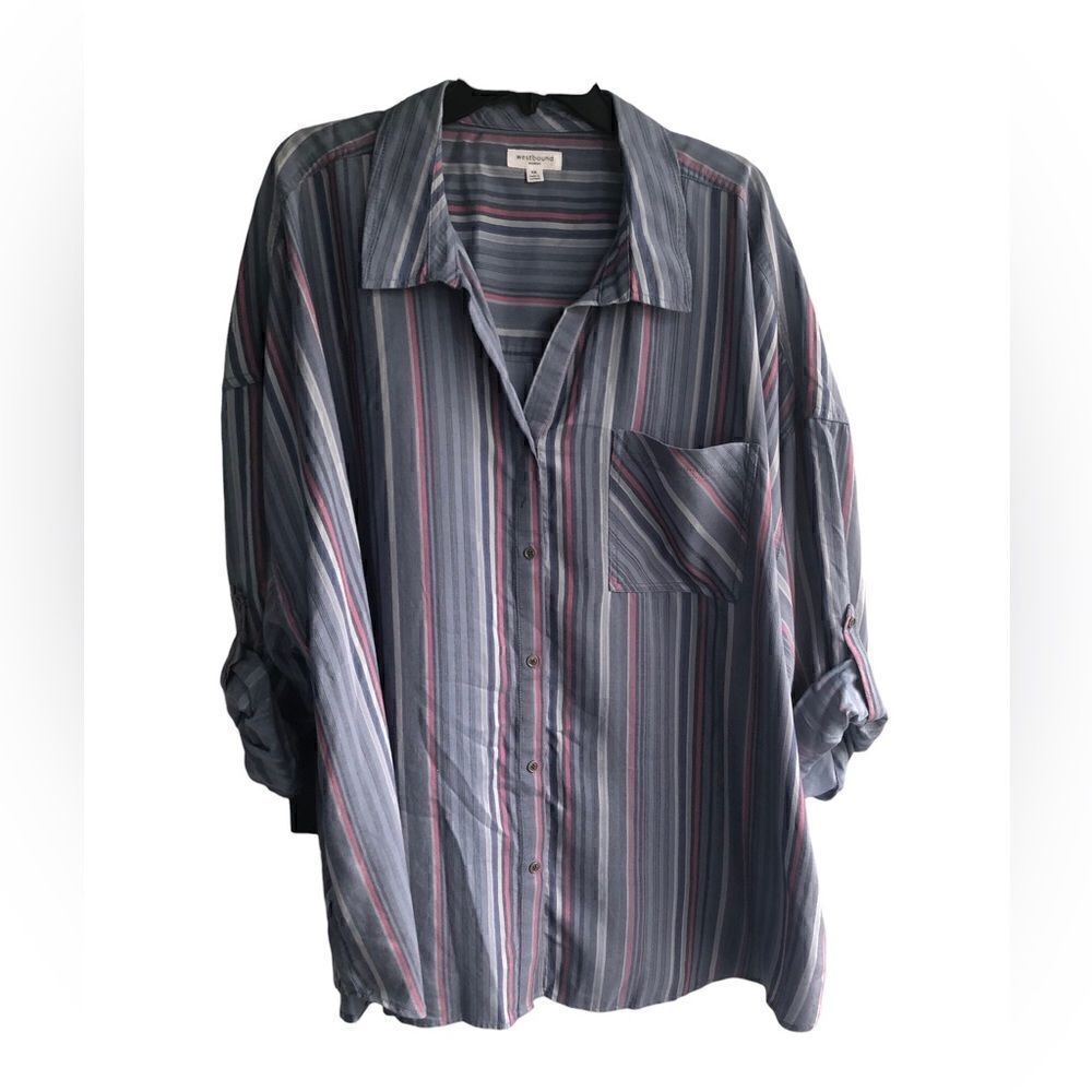 NWT Westbound Women’s Rolled-Up Sleeves Collar Front Button Closure Front Pocket